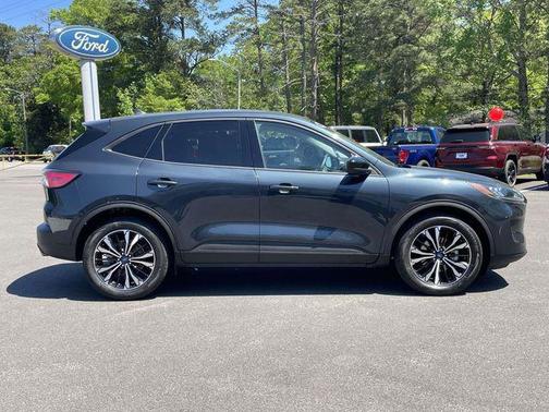 STONE BLUE METALLIC 2022 Ford Escape SE