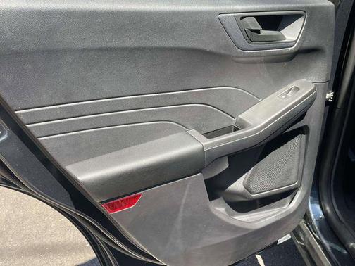 STONE BLUE METALLIC 2022 Ford Escape SE