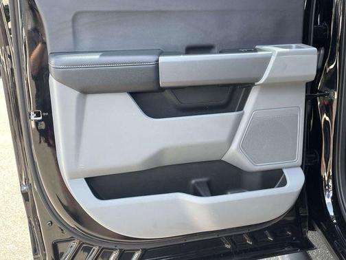 AGATE BLACK 2024 Ford F-250 XL