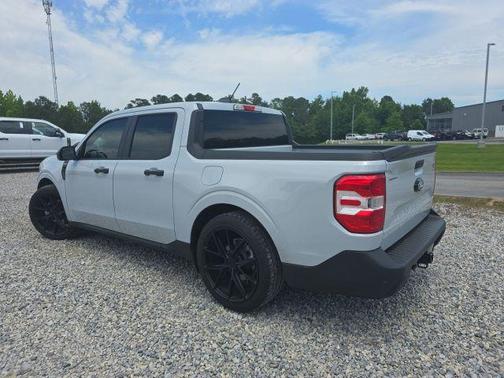 SPACE WHITE METALLIC 2025 Ford Maverick XLT