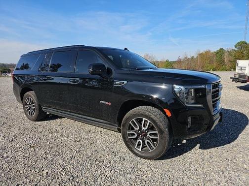 2021 GMC Yukon XL 4WD AT4