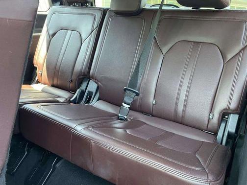 ICONIC SILVER METALLIC 2024 Ford Expedition Limited