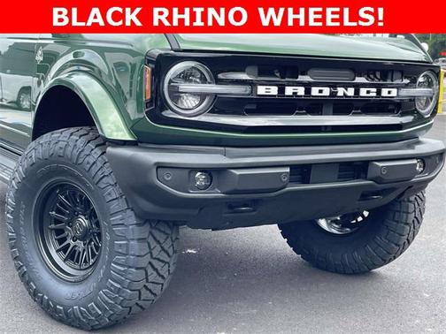 2025 Ford Bronco Outer Banks