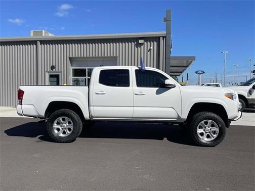 2023 Toyota Tacoma SR