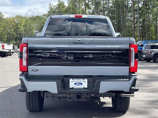 2026 Ford F-250 Platinum