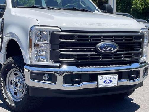 OXFORD WHITE 2024 Ford F-350 XL