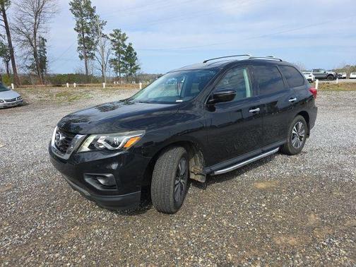 2017 Nissan Pathfinder S