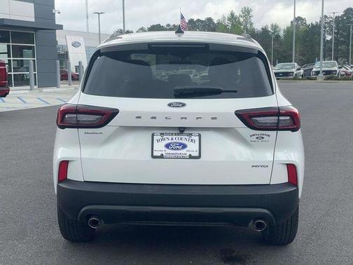STAR WHITE METALLIC TRI-COAT 2025 Ford Escape ST-Line