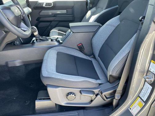 CARBONIZED GRAY METALLIC 2026 Ford Bronco Base