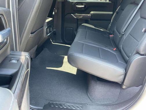 Summit White 2022 Chevrolet Silverado 2500 LTZ