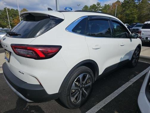 2023 Ford Escape Platinum