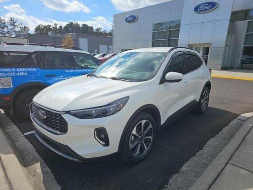 2023 Ford Escape Platinum