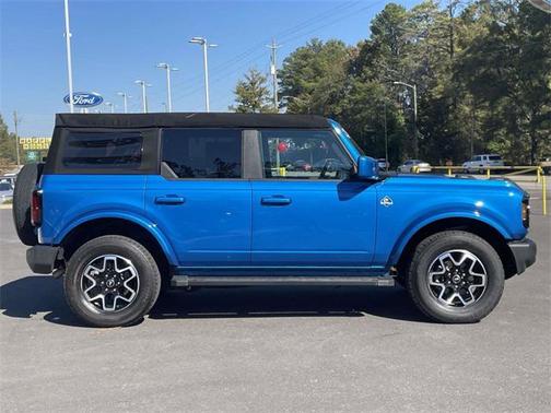 2023 Ford Bronco Outer Banks