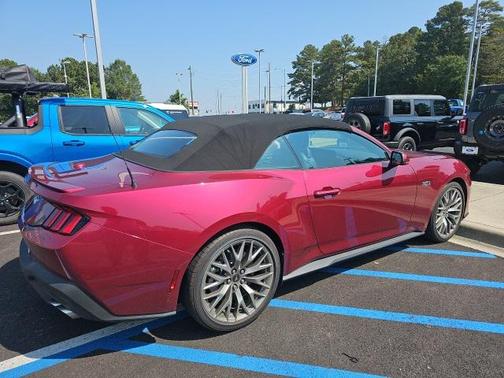 2025 Ford Mustang GT Premium