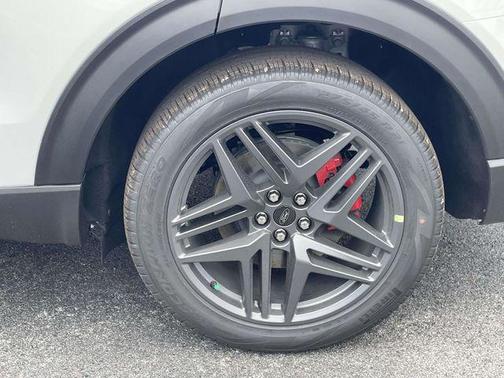 STAR WHITE MET TRI-COAT 2026 Ford Explorer ST