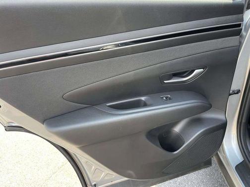 Shimmering Silver 2024 Hyundai TUCSON SEL