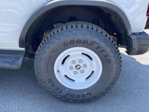 OXFORD WHITE 2026 Ford Bronco Heritage Edition