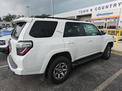 2021 Toyota 4Runner TRD Off Road