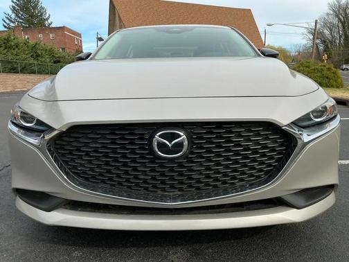 Platinum Quartz Metallic 2024 Mazda Mazda3 2.5 S Select Sport