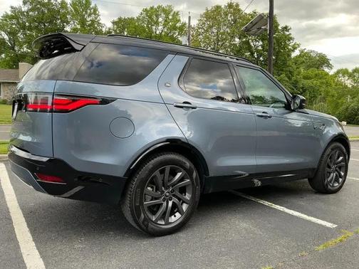 Blue 2023 Land Rover Discovery P360 S R-Dynamic