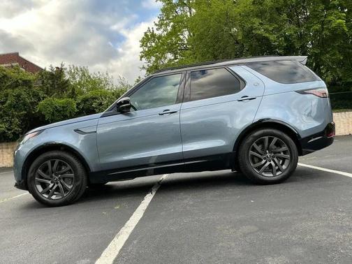 Blue 2023 Land Rover Discovery P360 S R-Dynamic