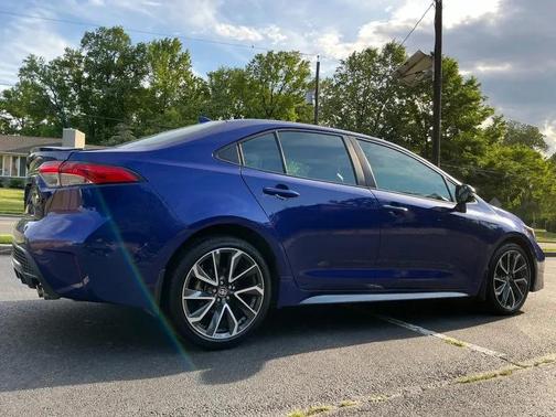 Blue Crush Metallic 2022 Toyota Corolla SE