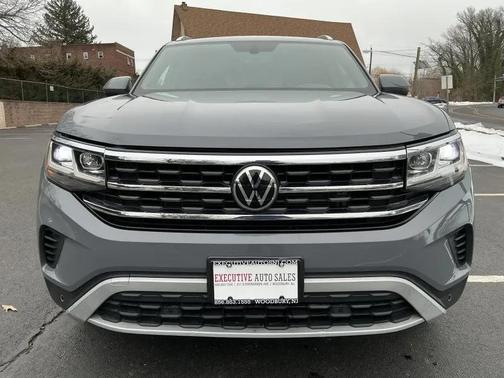 2021 Volkswagen Atlas Cross Sport 2.0T SE w/Technology 4MOTION