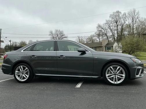 Daytona Gray Pearl Effect 2021 Audi A4 45 S line Premium Plus