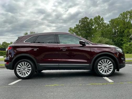 Burgundy Velvet Metallic Tinted Clearcoat 2019 Lincoln MKC Standard
