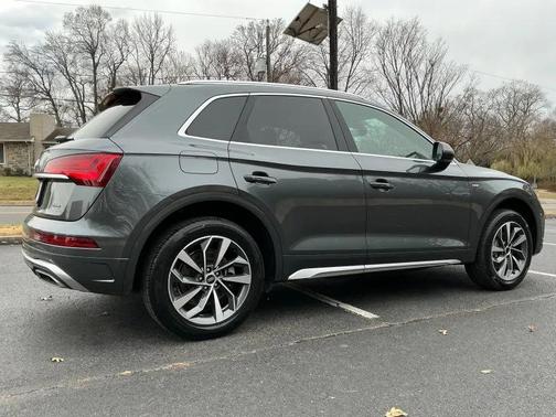 2023 Audi Q5 45 S line Premium