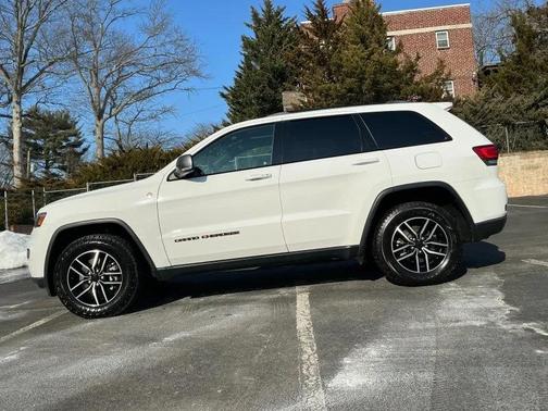 2021 Jeep Grand Cherokee Trailhawk