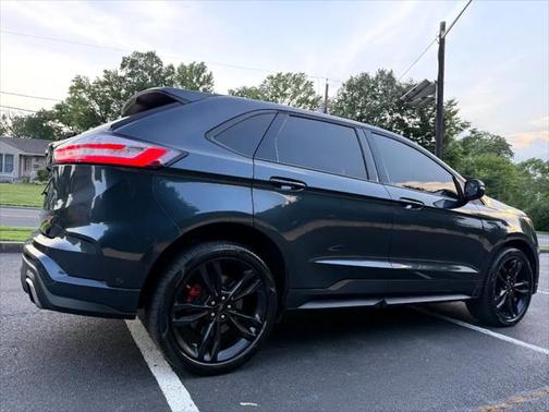2022 Ford Edge ST