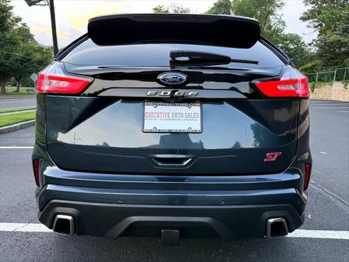 2022 Ford Edge ST