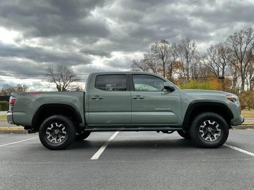 2022 Toyota Tacoma TRD Off Road
