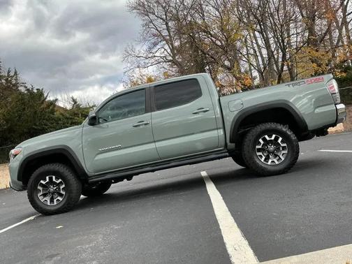 2022 Toyota Tacoma TRD Off Road