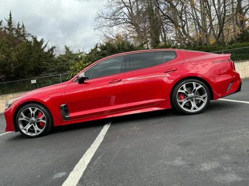 2020 Kia Stinger GT2