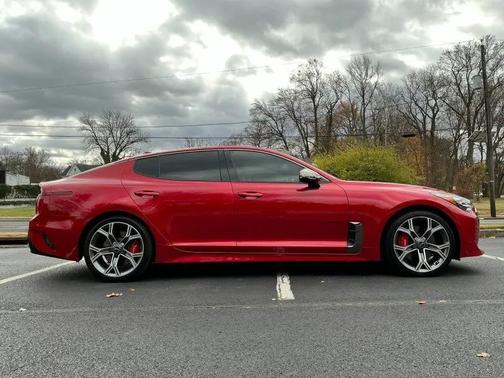 2020 Kia Stinger GT2