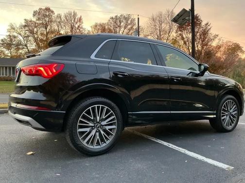 2021 Audi Q3 40 Premium