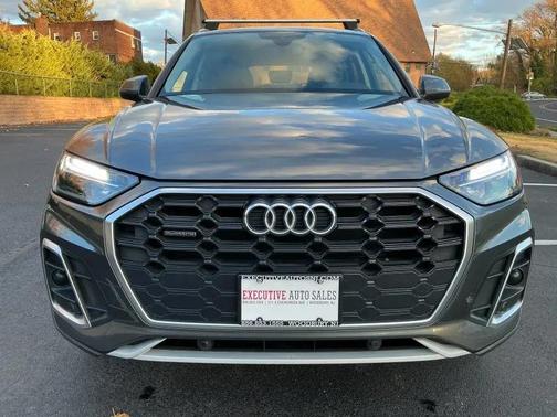 2022 Audi Q5 45 S line Premium