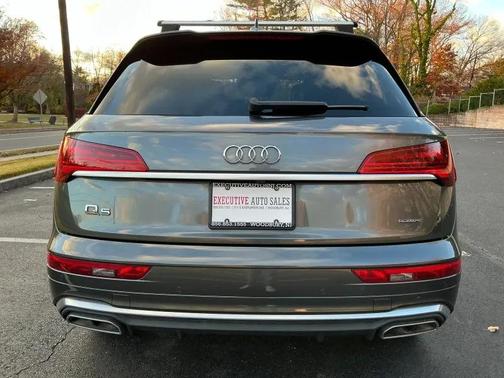 2022 Audi Q5 45 S line Premium