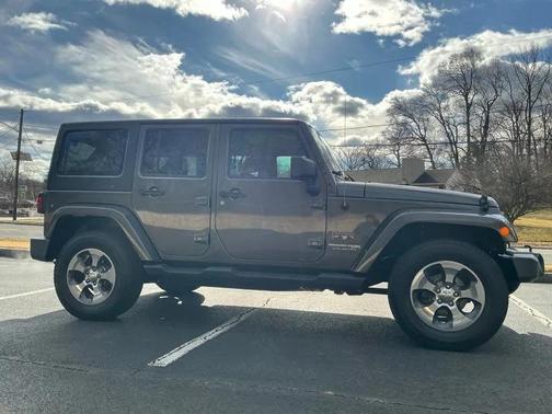 2018 Jeep Wrangler JK Unlimited Sahara