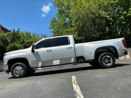 Silver Ice Metallic 2023 Chevrolet Silverado 3500 LTZ