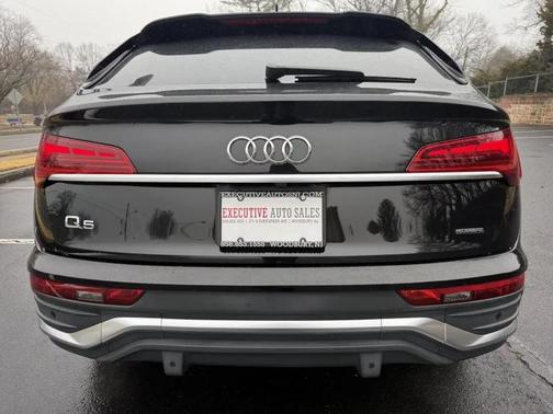 2022 Audi Q5 45 S line Premium