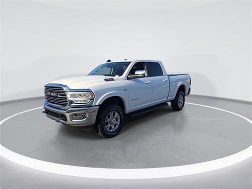 2020 RAM 2500 Laramie Crew Cab 4X4 6'4' Box