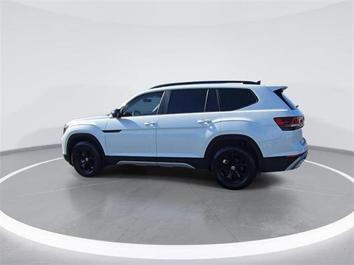 2024 Volkswagen Atlas 2.0T SEL