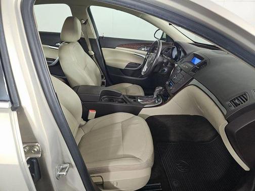 2012 Buick Regal Base