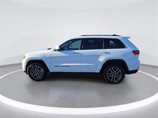 2020 Jeep Grand Cherokee Laredo