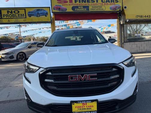Summit White 2021 GMC Terrain SLE
