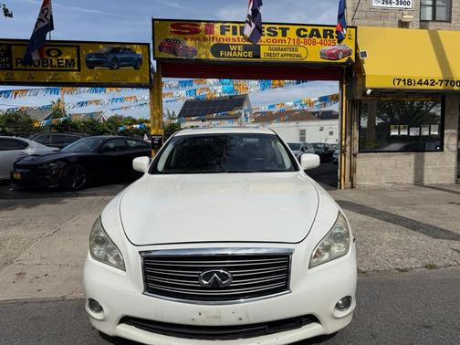 2011 INFINITI M37x Base