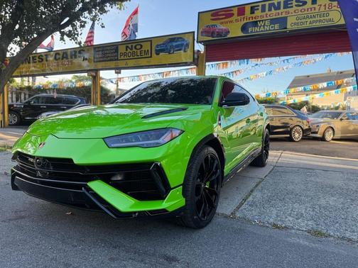 2024 Lamborghini Urus S